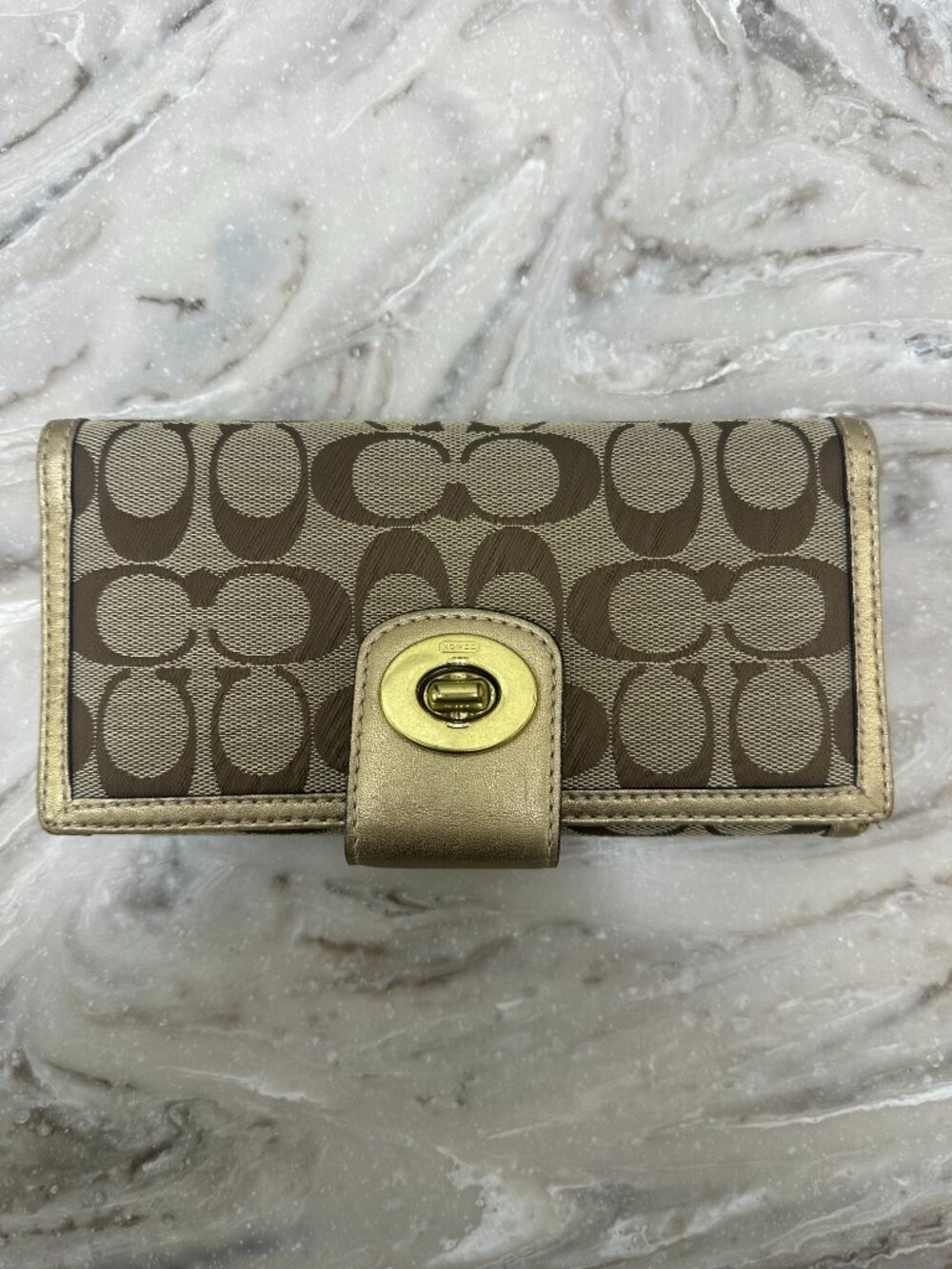 COACH Tan & Gold Signature Wallet w/ Turn Lock